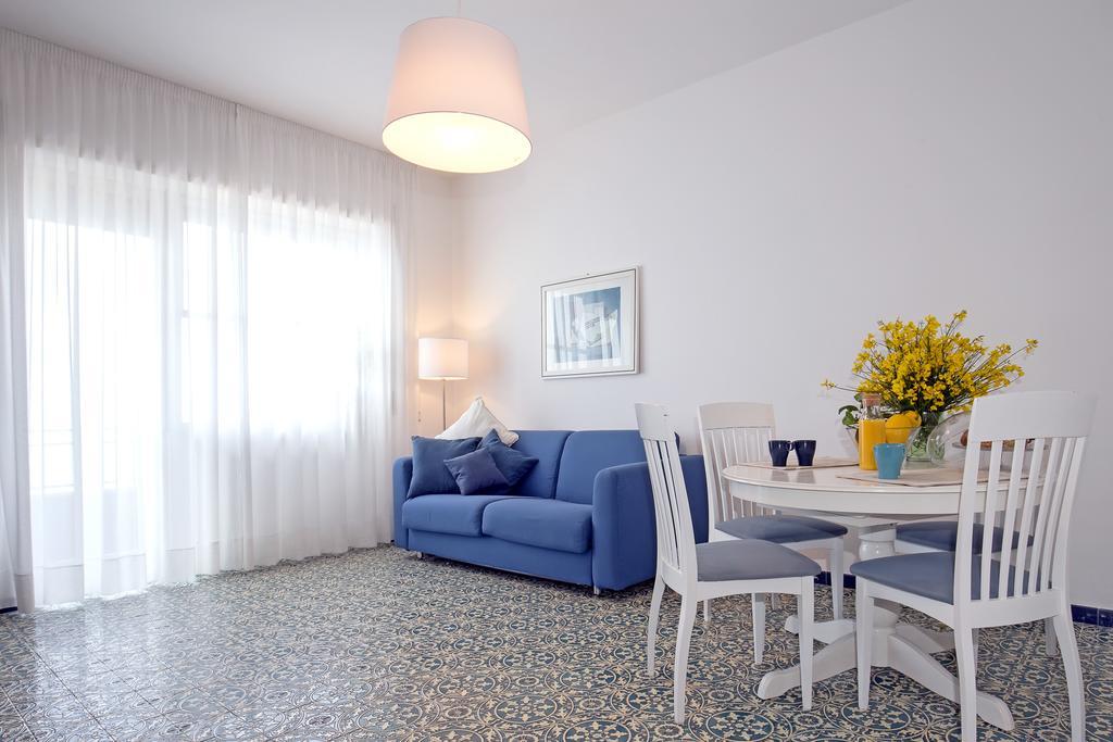 Angelina Apartments Amalfi Coast Maiori Eksteriør billede