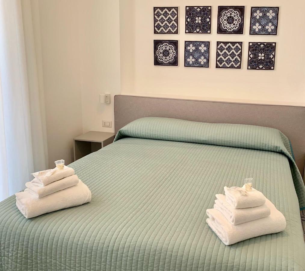 Angelina Apartments Amalfi Coast Maiori Eksteriør billede