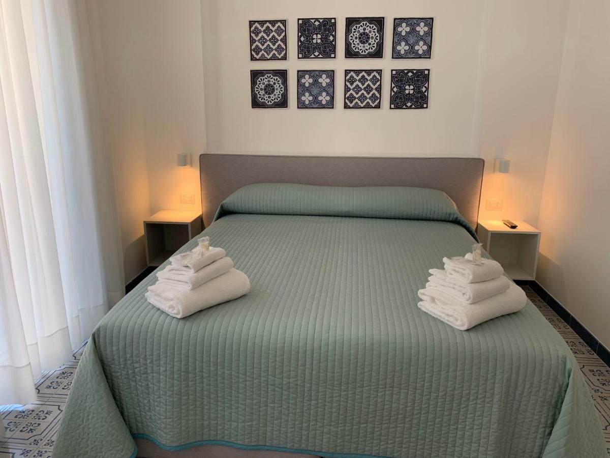 Angelina Apartments Amalfi Coast Maiori Eksteriør billede